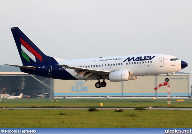 HA-LOA, Boeing 737-700, MALEV Hungarian Airlines