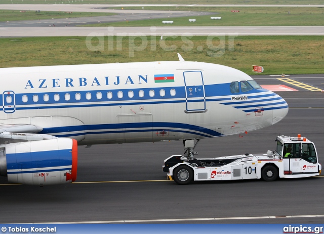 HB-IOT, Airbus A320-200, Azerbaijan Airlines