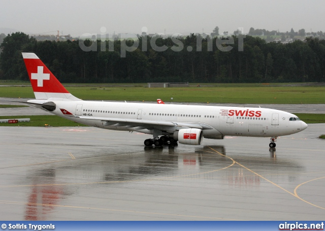 HB-IQA, Airbus A330-200, Swiss International Air Lines