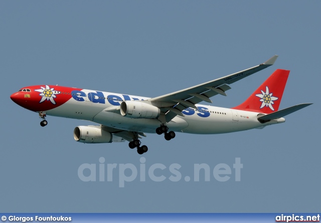 HB-IQZ, Airbus A330-200, Edelweiss Air