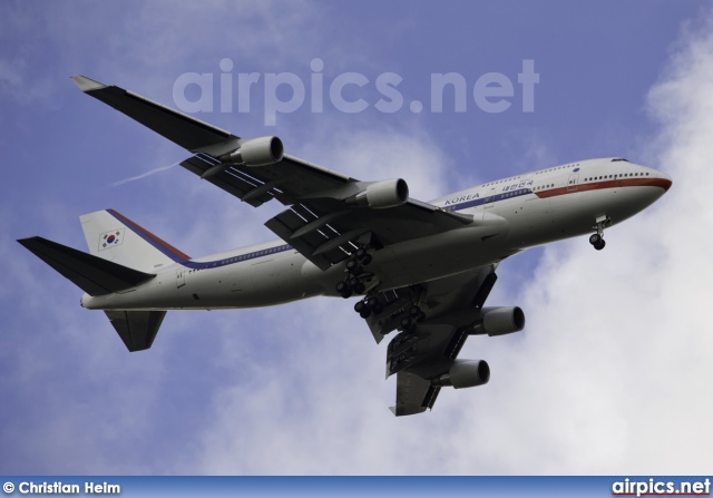 HL7465, Boeing 747-400, Korean Government