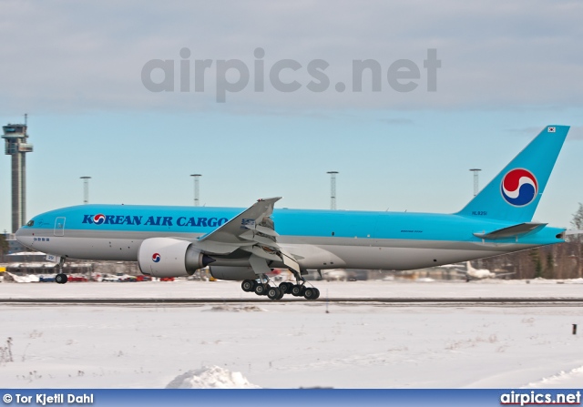 HL8251, Boeing 777F, Korean Air Cargo