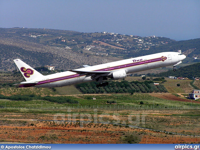 HS-TKE, Boeing 777-300, Thai Airways