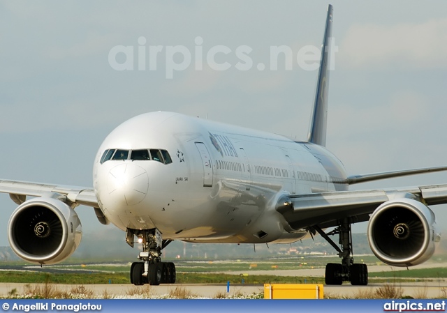 HS-TKF, Boeing 777-300, Thai Airways