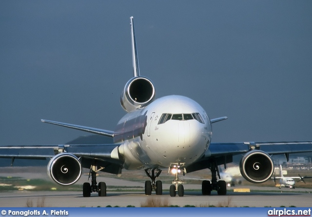 HS-TMF, McDonnell Douglas MD-11, Thai Airways