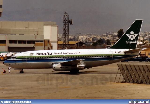 HZ-AGR, Boeing 737-200Adv, Saudia