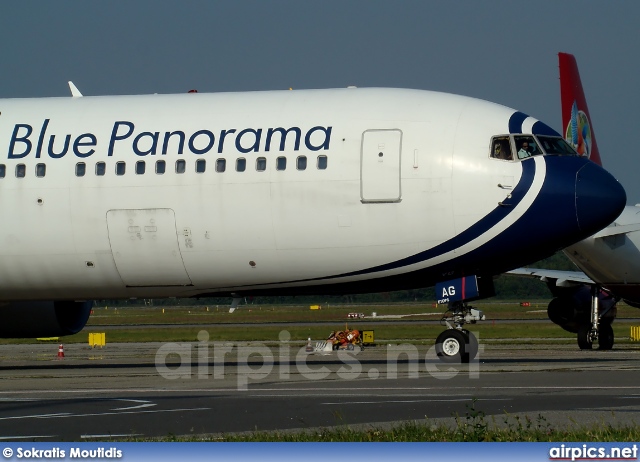 I-LLAG, Boeing 767-300ER, Blue Panorama