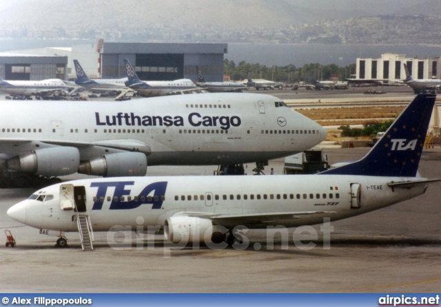 I-TEAE, Boeing 737-300, TEA - Trans European Airways