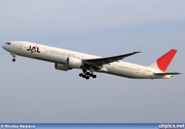 JA733J, Boeing 777-300ER, Japan Airlines