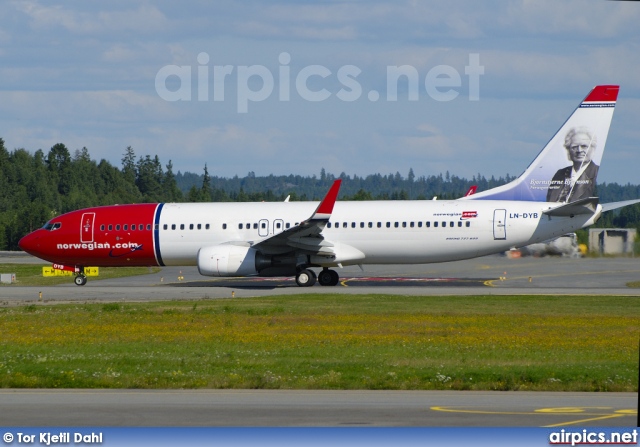 LN-DYB, Boeing 737-800, Norwegian Air Shuttle