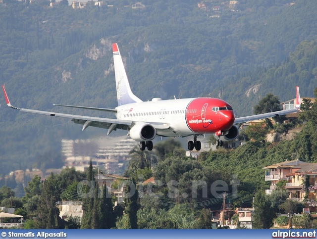 LN-DYH, Boeing 737-800, Norwegian Air Shuttle