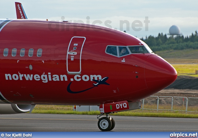 LN-DYQ, Boeing 737-800, Norwegian Air Shuttle