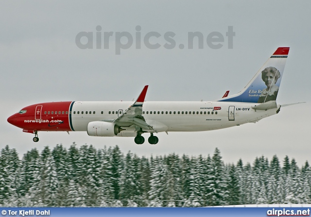 LN-DYV, Boeing 737-800, Norwegian Air Shuttle