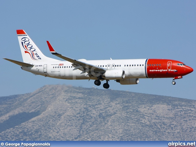 LN-NOL, Boeing 737-800, Norwegian Air Shuttle