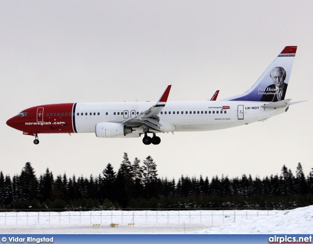 LN-NOT, Boeing 737-800, Norwegian Air Shuttle