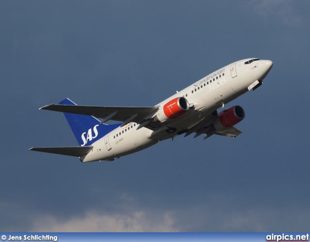 LN-RNO, Boeing 737-700, Scandinavian Airlines System (SAS)