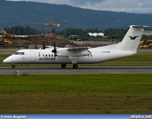 LN-WFD, De Havilland Canada DHC-8-300 Dash 8, Wideroe