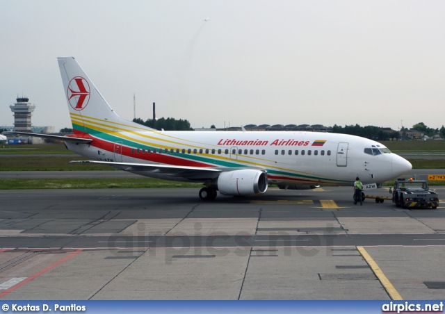 LY-AZW, Boeing 737-500, Lithuanian Airlines