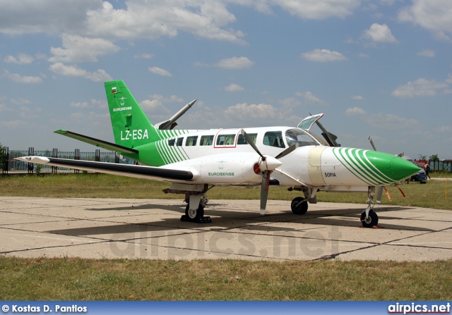 LZ-ESA, Cessna 404 Titan, Eurosense