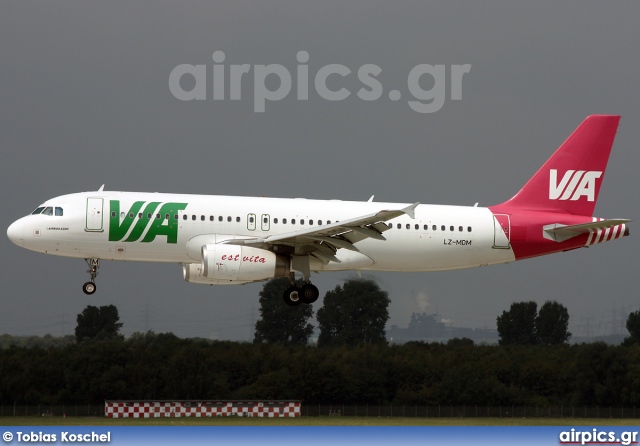 LZ-MDM, Airbus A320-200, Air VIA