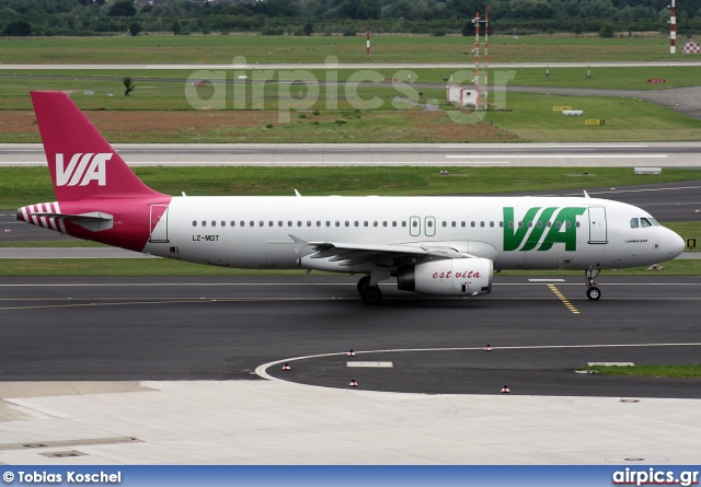 LZ-MDT, Airbus A320-200, Air VIA