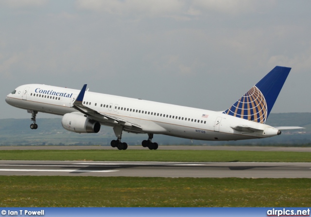 N17128, Boeing 757-200, Continental Airlines