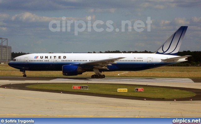 N209UA, Boeing 777-200ER, United Airlines