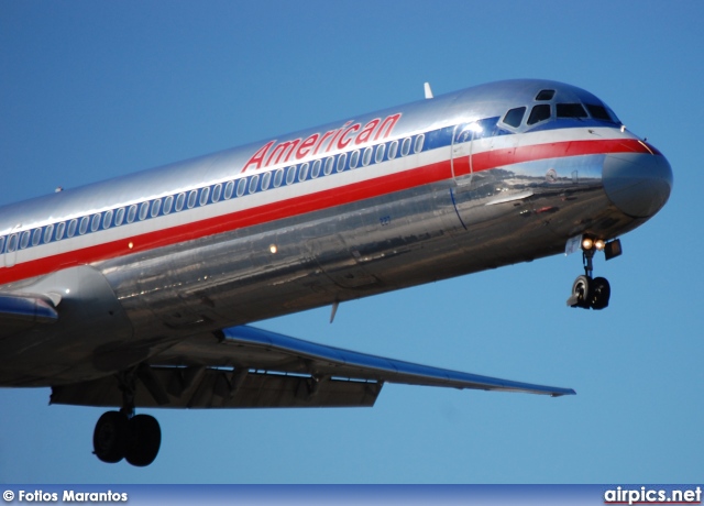 N227AA, McDonnell Douglas MD-82, American Airlines