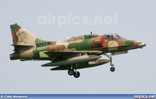 N262WL, Douglas A-4PTM Skyhawk, Flight Systems Inc