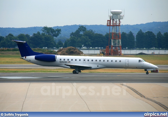 N292SK, Embraer ERJ-145LR, Chautauqua Airlines