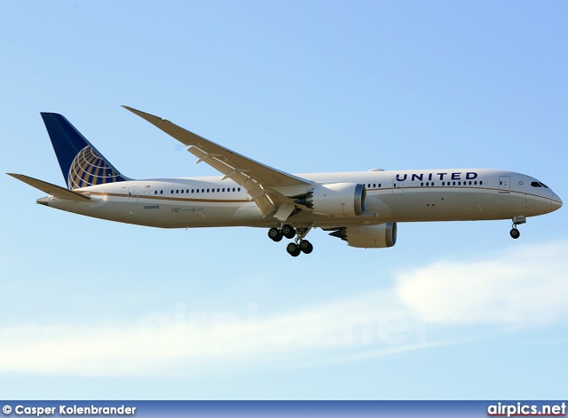 N38950, Boeing 787-9 Dreamliner, United Airlines