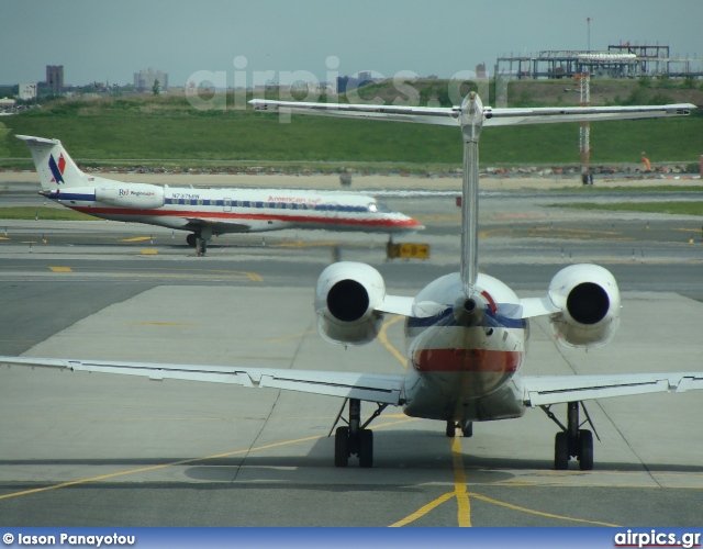 N737MW, Embraer ERJ-135LR, American Eagle