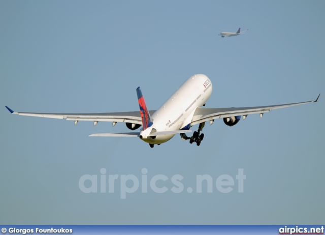 N801NW, Airbus A330-300, Delta Air Lines