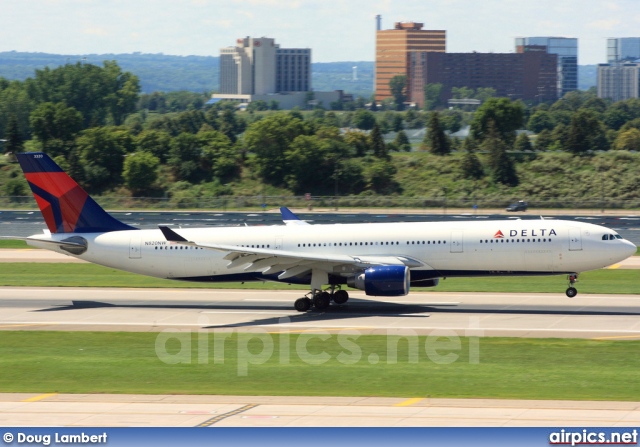 N820NW, Airbus A330-300, Delta Air Lines