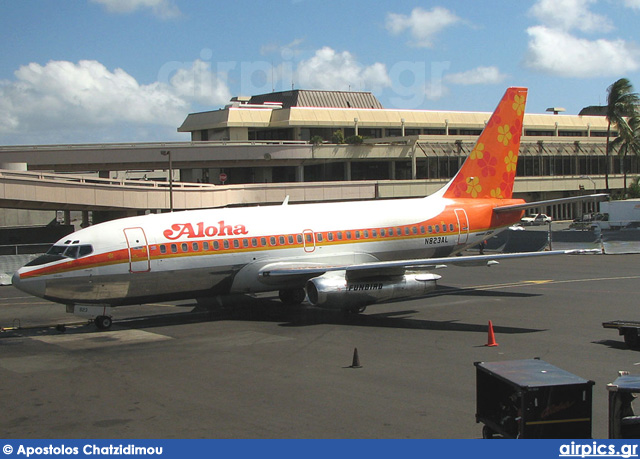 N823AL, Boeing 737-200Adv, Aloha Airlines