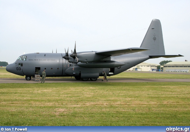 NZ7003, Lockheed C-130H Hercules, Royal New Zealand Air Force