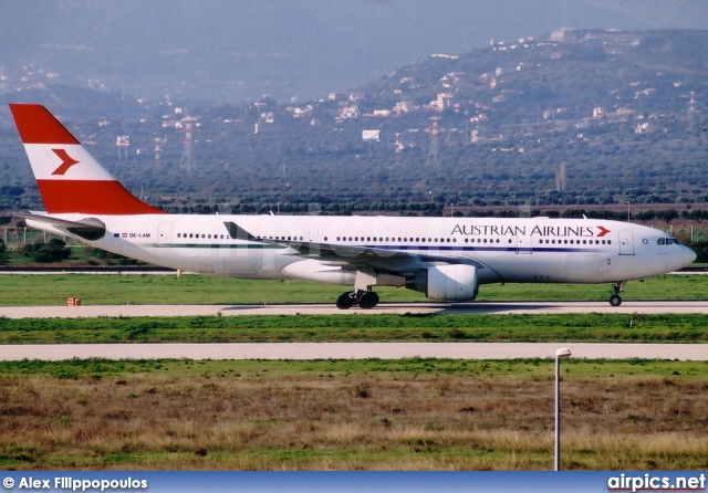 OE-LAM, Airbus A330-200, Austrian