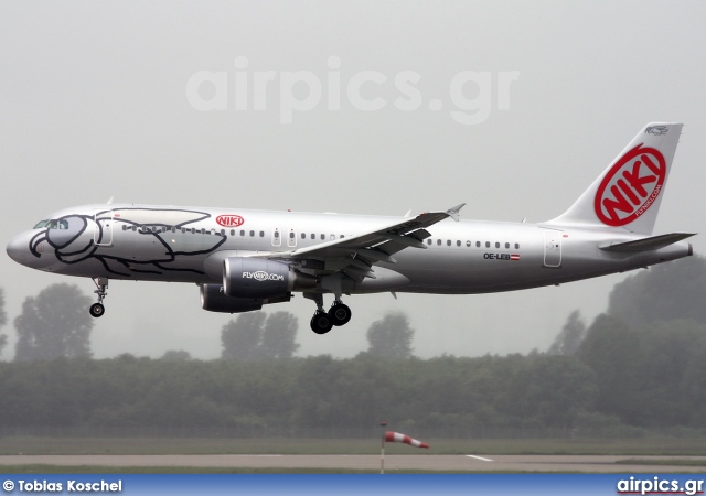 OE-LEB, Airbus A320-200, Niki