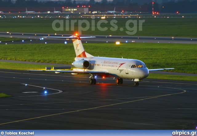 OE-LFK, Fokker 70, Austrian Arrows (Tyrolean Airways)