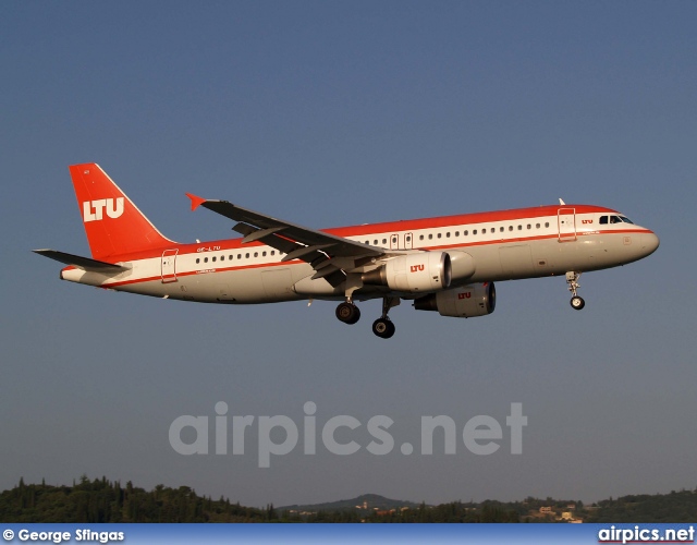 OE-LTU, Airbus A320-200, LTU Austria