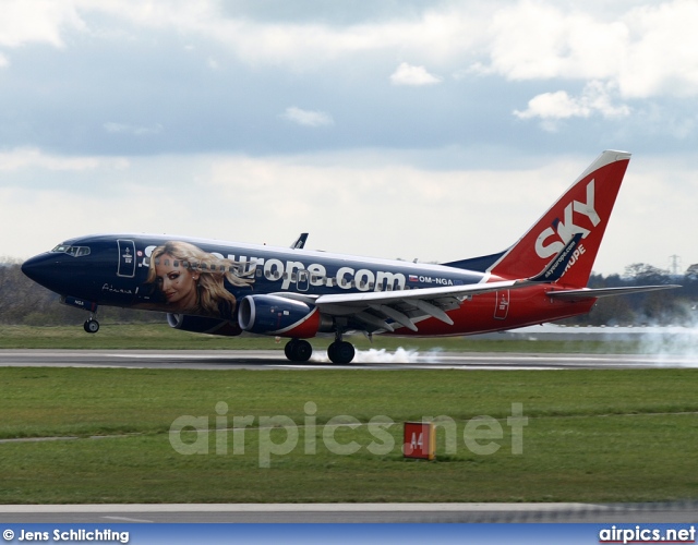 OM-NGA, Boeing 737-700, SkyEurope