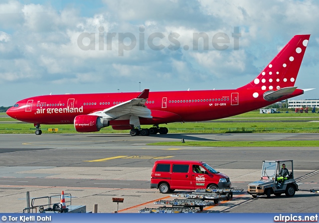 OY-GRN, Airbus A330-200, Air Greenland