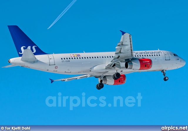 OY-KAM, Airbus A320-200, Scandinavian Airlines System (SAS)