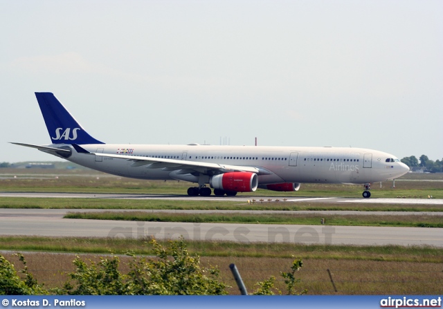 OY-KBN, Airbus A330-300, Scandinavian Airlines System (SAS)