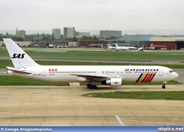 OY-KDH, Boeing 767-300ER, Scandinavian Airlines System (SAS)