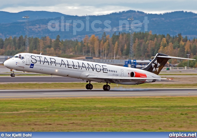 OY-KHE, McDonnell Douglas MD-82, Scandinavian Airlines System (SAS)