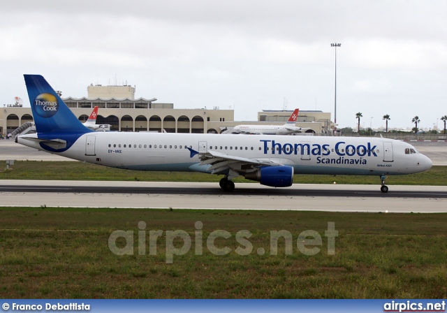 OY-VKE, Airbus A321-200, Thomas Cook Airlines Scandinavia