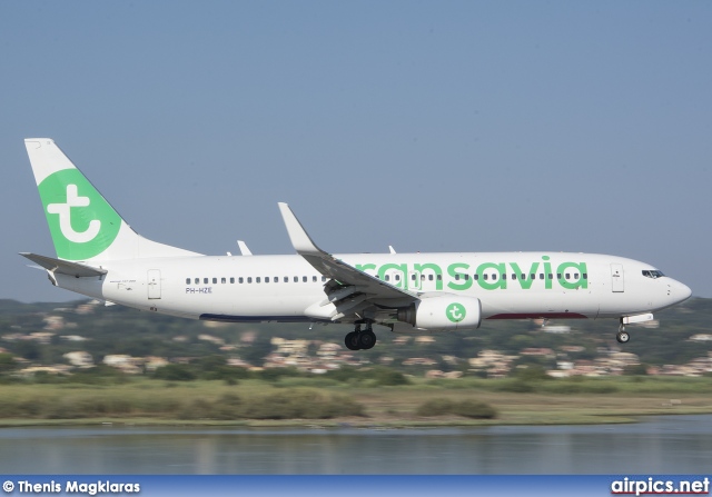 PH-HZE, Boeing 737-800, Transavia