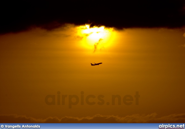 PH-HZV, Boeing 737-800, Transavia