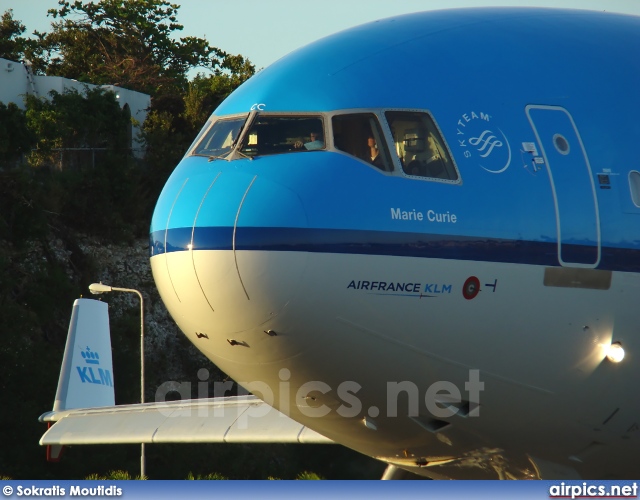 PH-KCC, McDonnell Douglas MD-11, KLM Royal Dutch Airlines